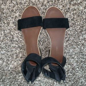 Women's Black Sandal